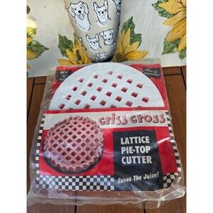 Vintage Criss Cross Lattice Pie-Top Cutter  Kitchen Gadget Baking Tool NEW